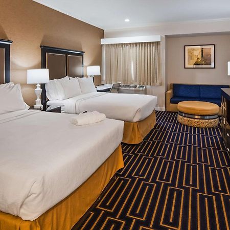 Best Western Plus Palm Court Hotel Davis Eksteriør billede