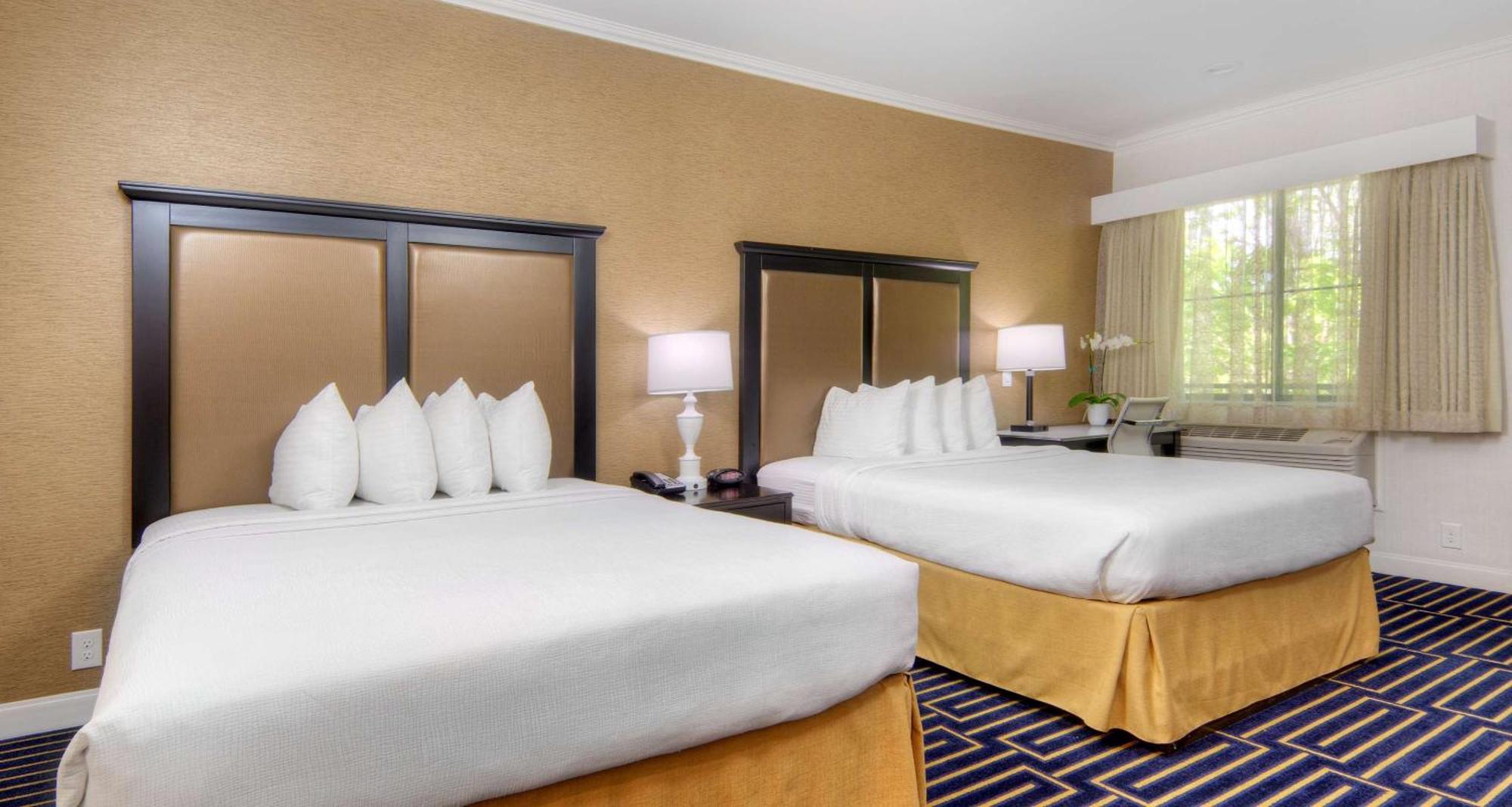 Best Western Plus Palm Court Hotel Davis Eksteriør billede